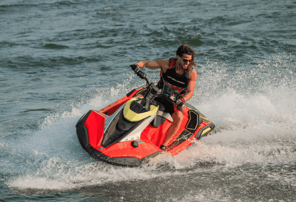 DIVERSÃO COM TODA AÇÃO